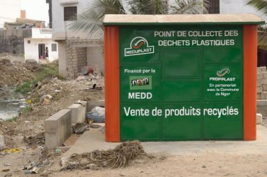 Point de collecte plastique ville d’Ngor - Sénégal. Pascal Tabary Mai 2017